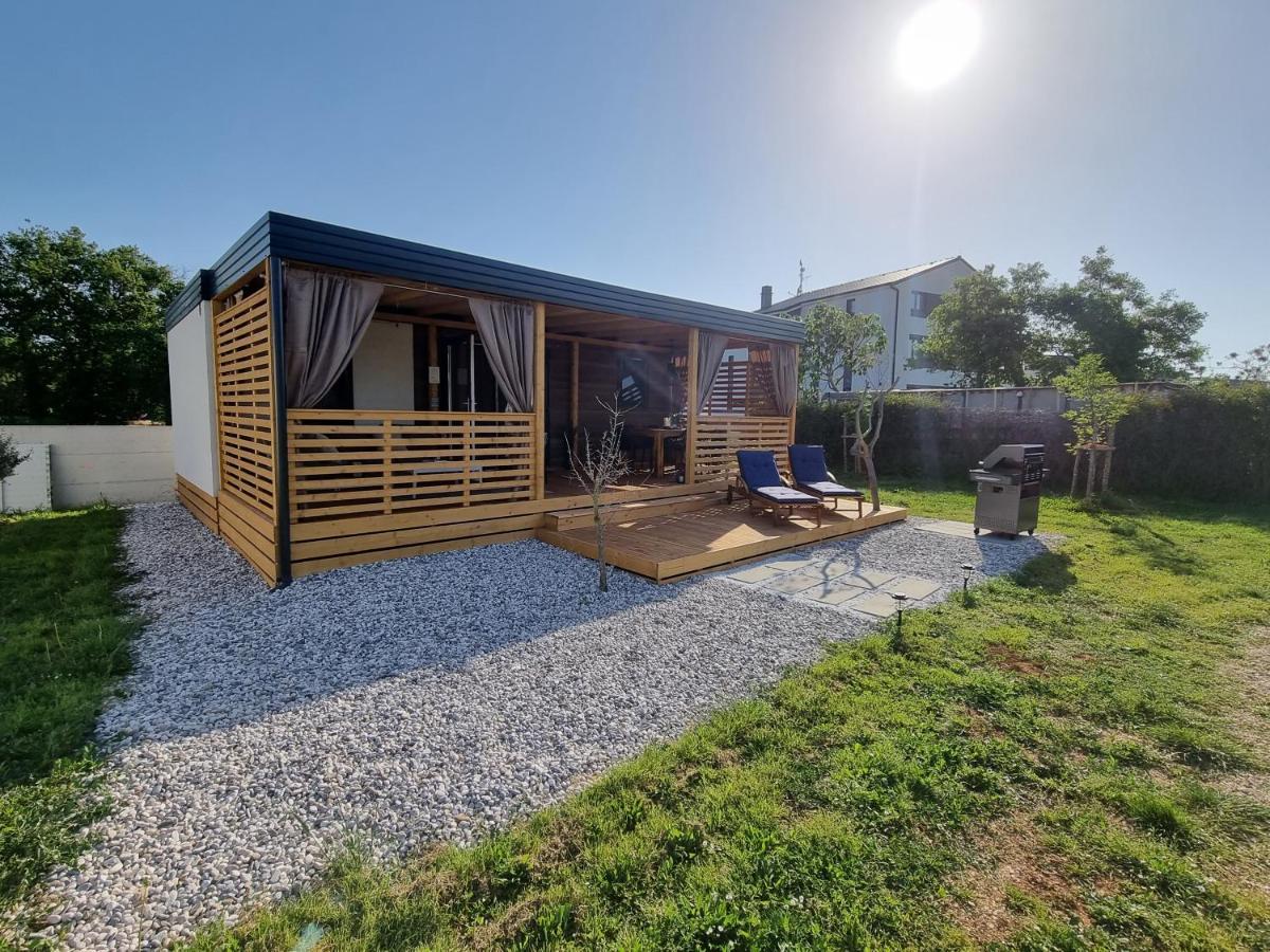 Mobilehome Elena Premium With Pool, Istria 반졸레 외부 사진