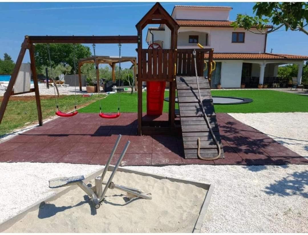 Mobilehome Elena Premium With Pool, Istria 반졸레 외부 사진