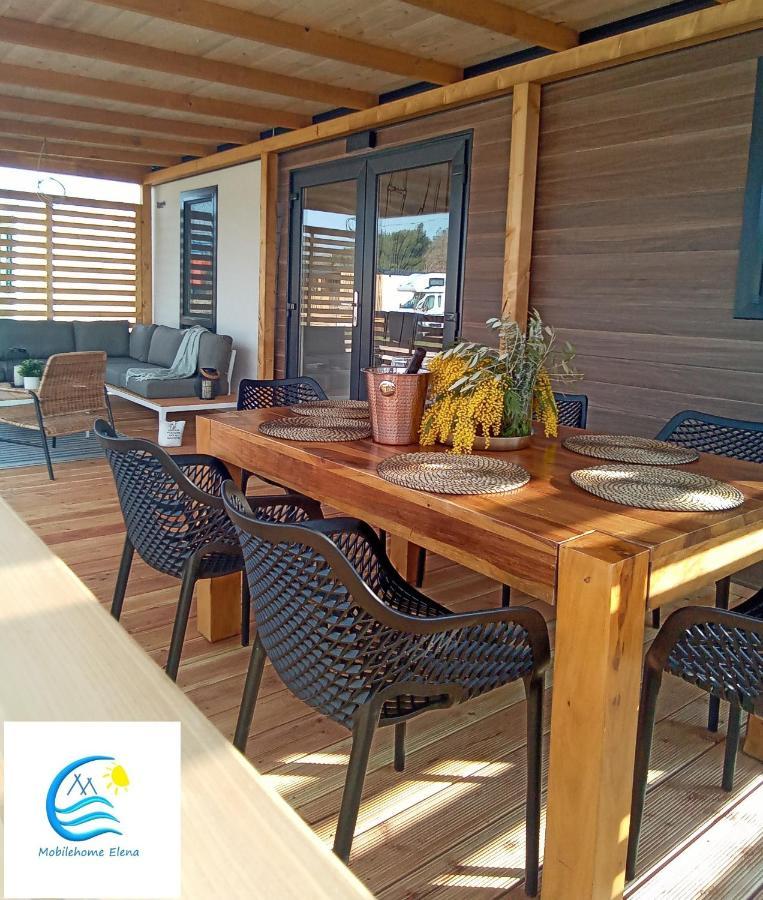 Mobilehome Elena Premium With Pool, Istria 반졸레 외부 사진