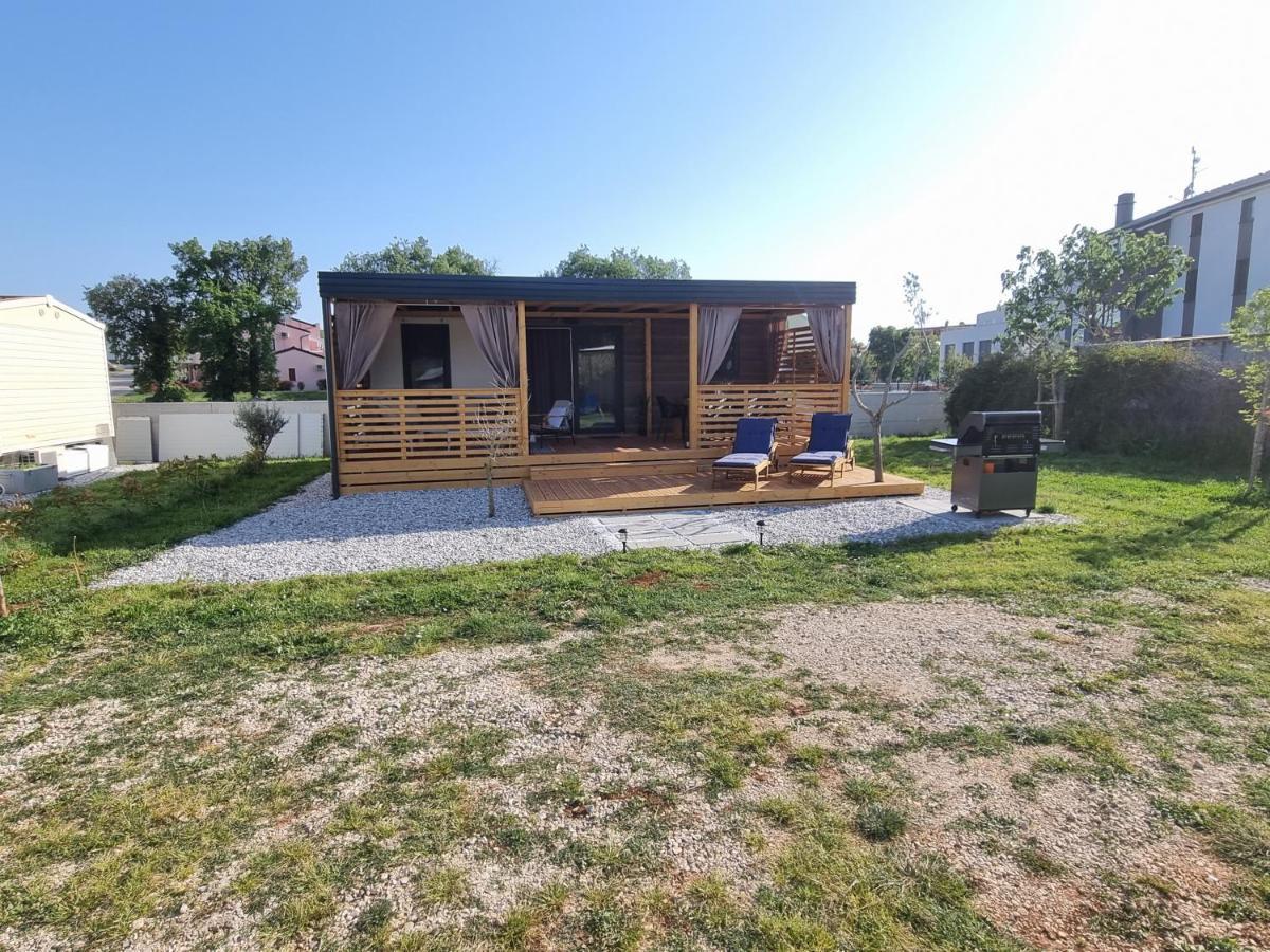 Mobilehome Elena Premium With Pool, Istria 반졸레 외부 사진